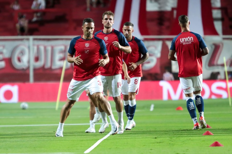 Jogadores do Unión Santa Fé, adversário do Cruzeiro — Foto: Divulgação/Unión