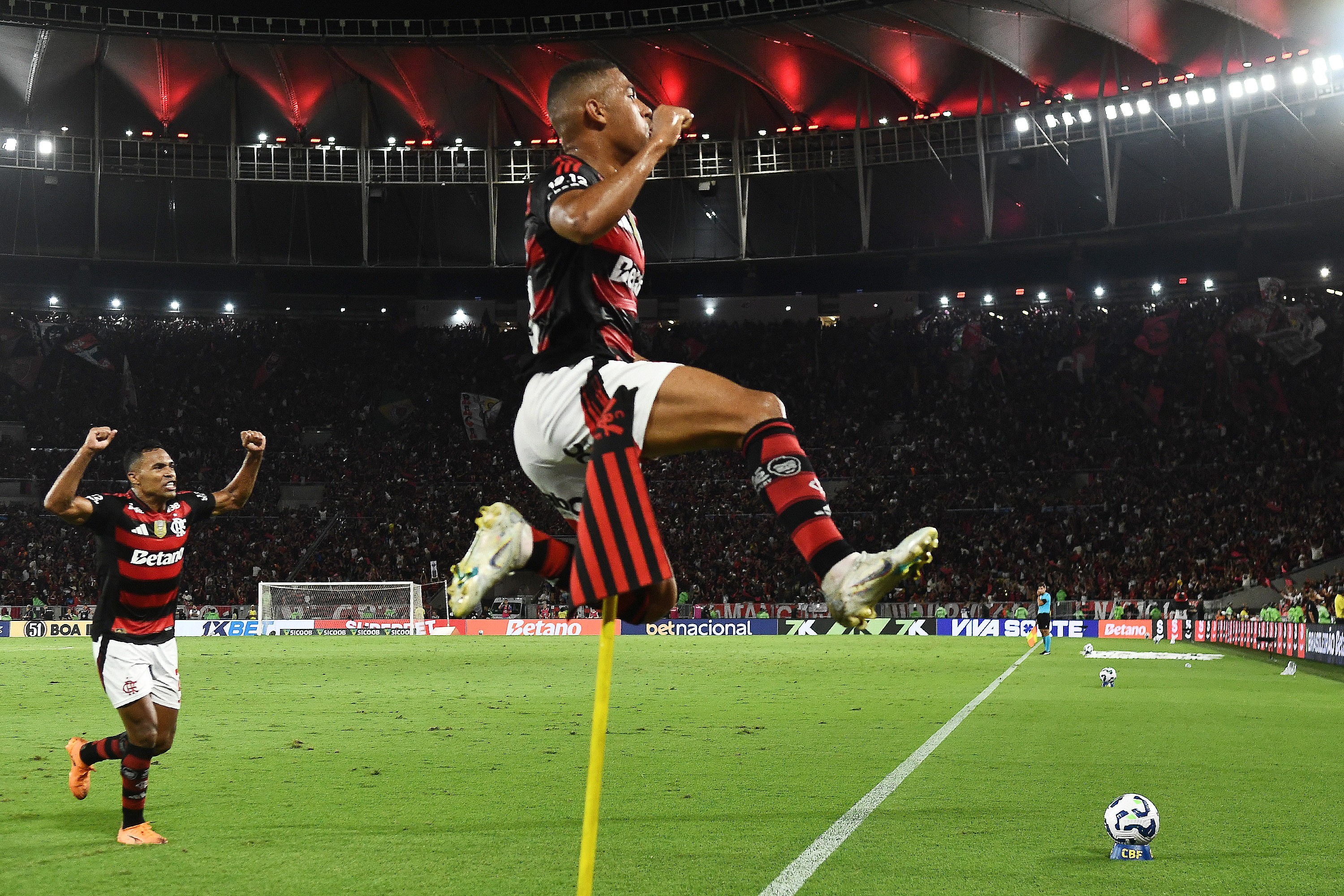 Como o Flamengo planeja melhorar rendimento de Samuel Lino em 2026 | Ge