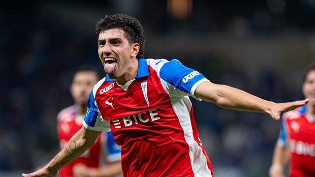 Giani marcou o primeiro gol da Católica contra o Cruzeiro 