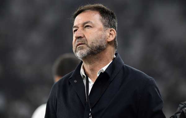 Augusto diz que Tuma quer eleger candidato no Corinthians: Preocupado em tomar o poder