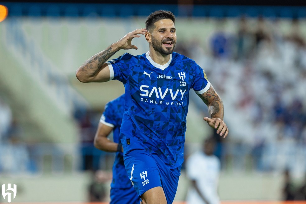 Sem negociar Marcos Leonardo, Al-Hilal libera Mitrovic para time de Artur Jorge no Catar