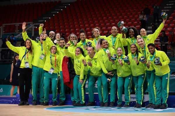 Basquete masculino do Brasil fica com o bronze nos Jogos Pan-Americanos -  Esportes - R7 Pan-Americanos