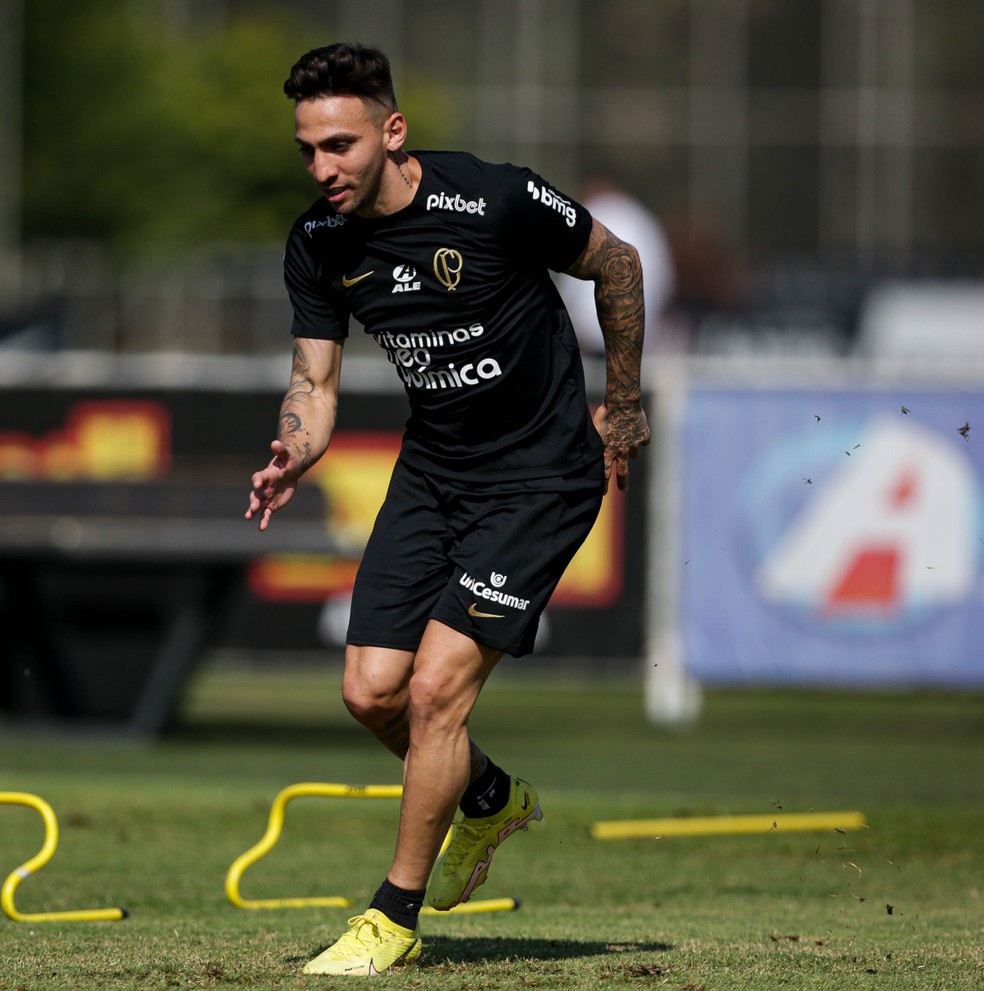 Gustavo Mosquito em treino no Corinthians — Foto: Rodrigo Coca/Ag. Corinthians