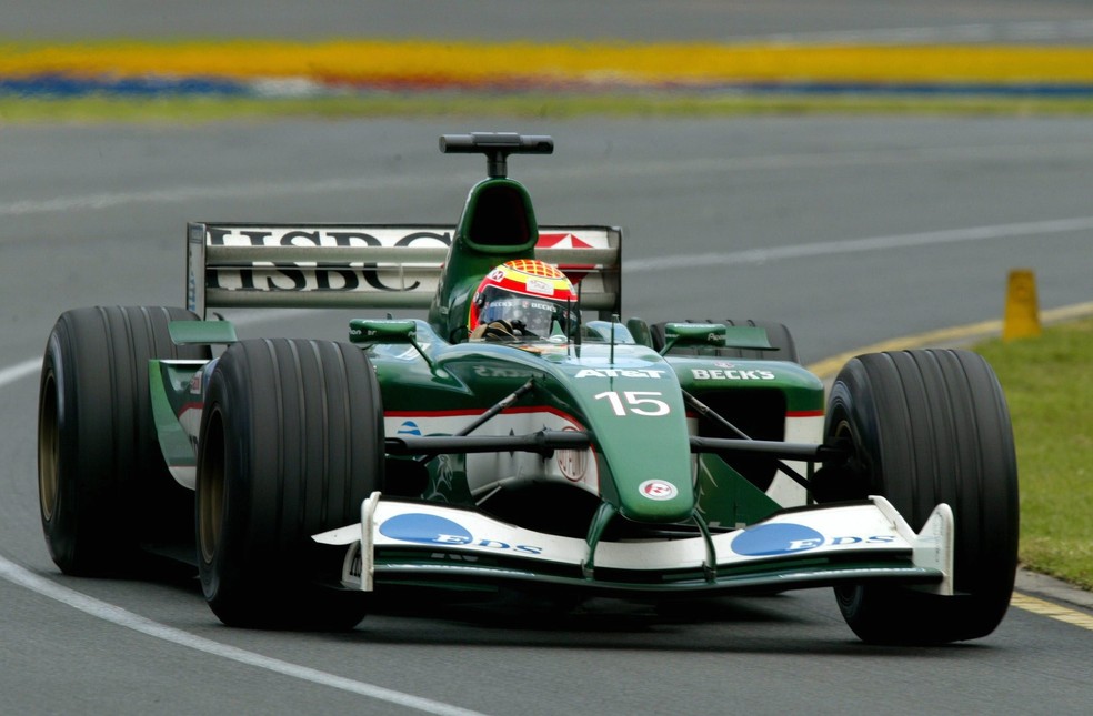 Antonio Pizzonia pilota Jaguar em sua estreia na F1, na Austrália, em 2003 — Foto: Getty Images