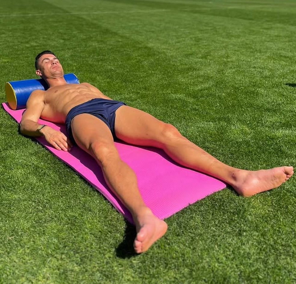 Cristiano Ronaldo dorme cinco vezes ao dia