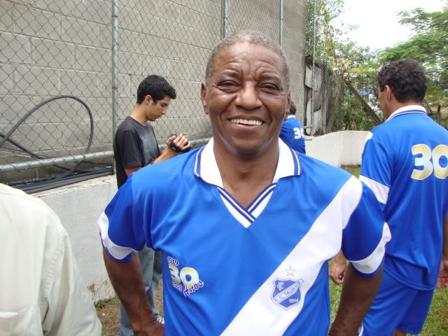 Julião, ex-lateral campeão com o Taubaté em 1979, morre aos 74 anos