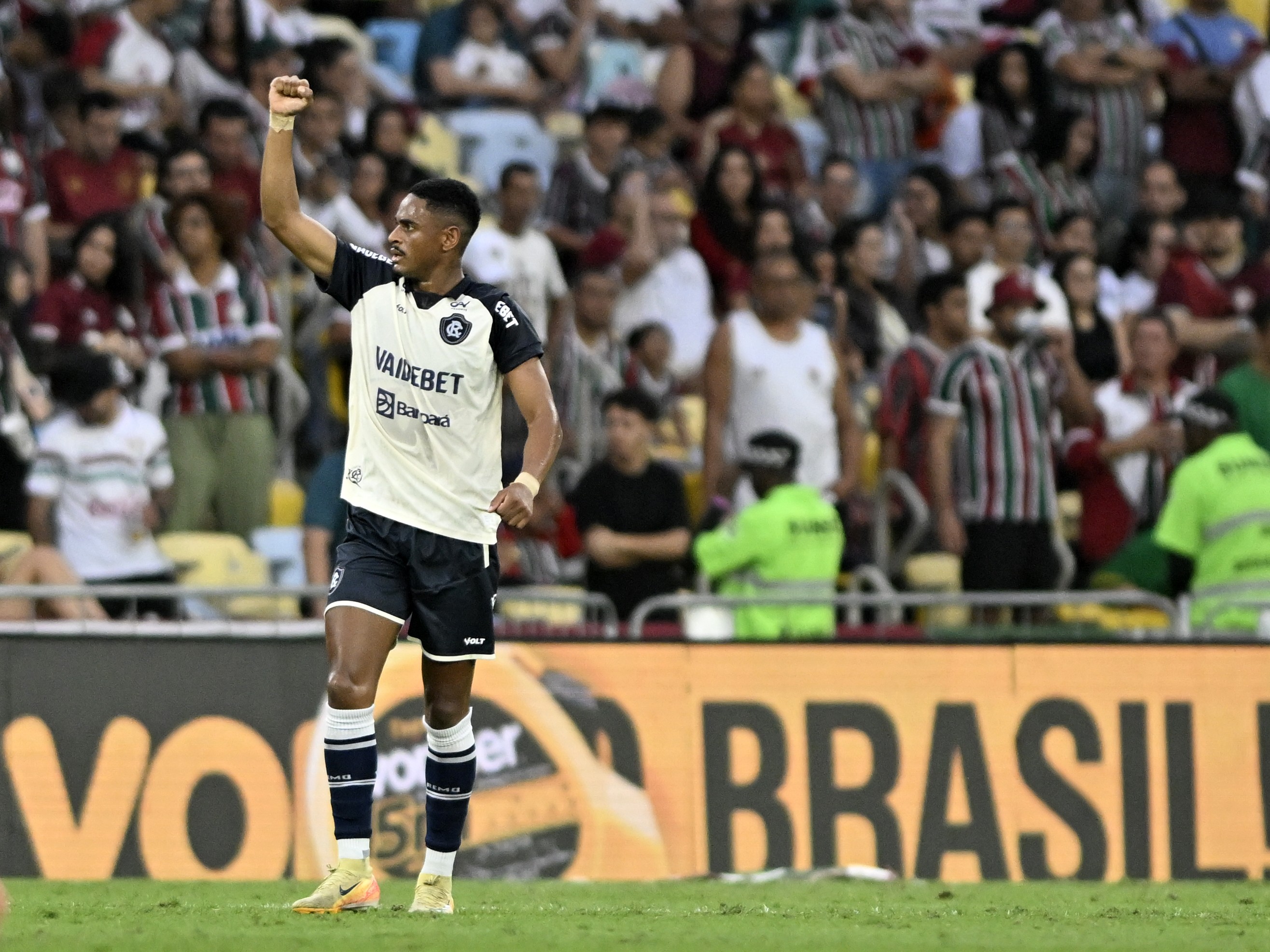 Jajá vira artilheiro e líder em participações de gols do Remo na Série A