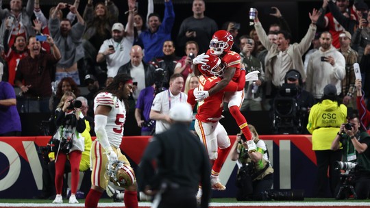 Super Bowl 2024: Chiefs vencem 49ers na prorrogação e são bicampeões