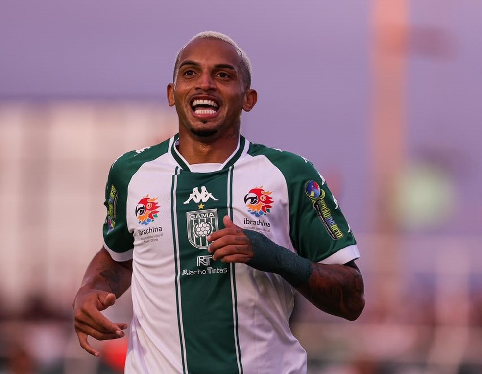 Felipe Clemente abre o placar — Gama vence Mixto