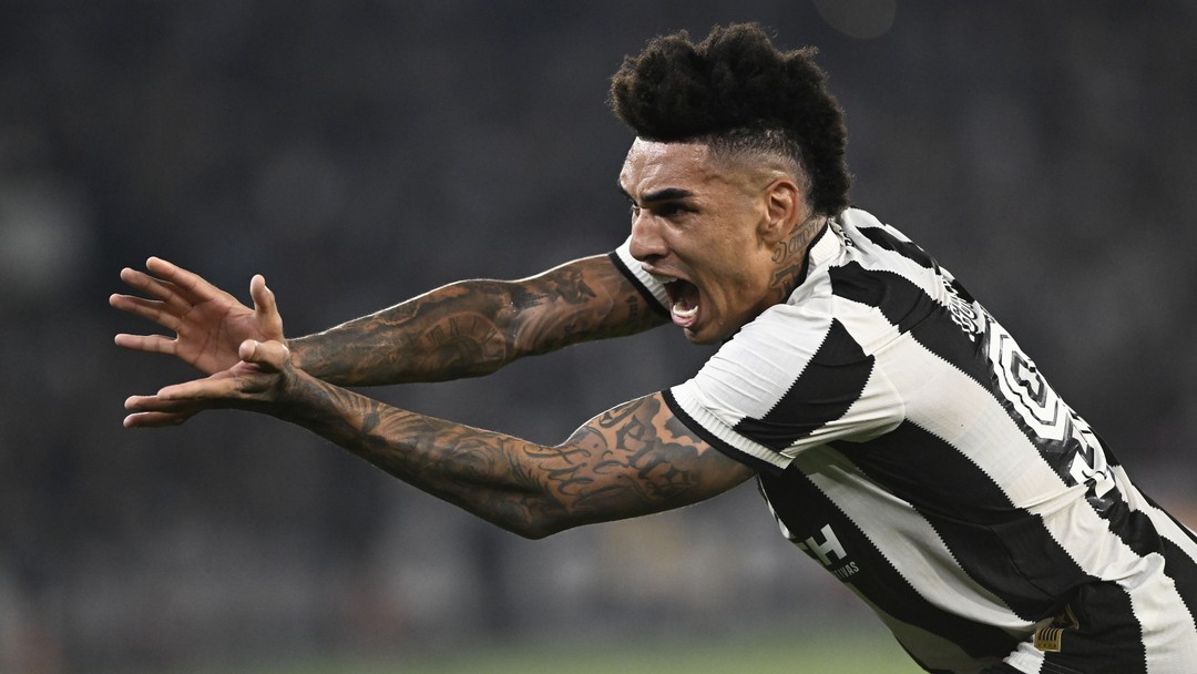 Igor Jesus, do Botafogo, é o Craque Betano da rodada 25 do Cartola 2024