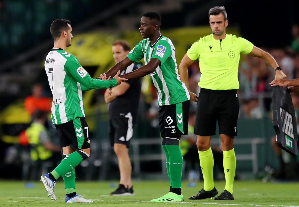 Luiz Henrique dá assistência decisiva, Betis vence e garante classificação  para as oitavas da Liga Europa - Lance!