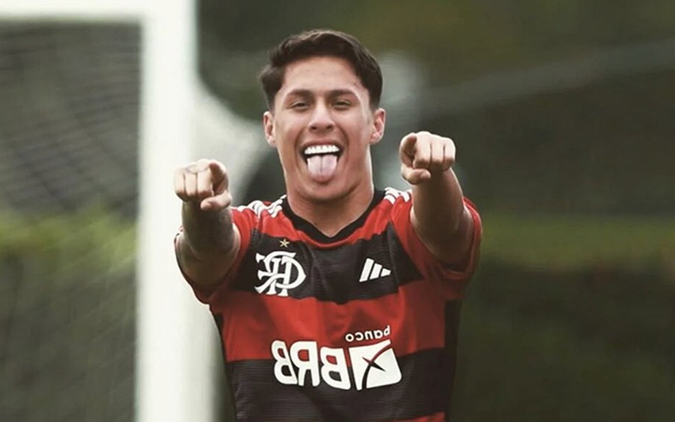 Weliton na comemoração de um dos gols marcados na Copinha — Foto: Divulgação/Flamengo