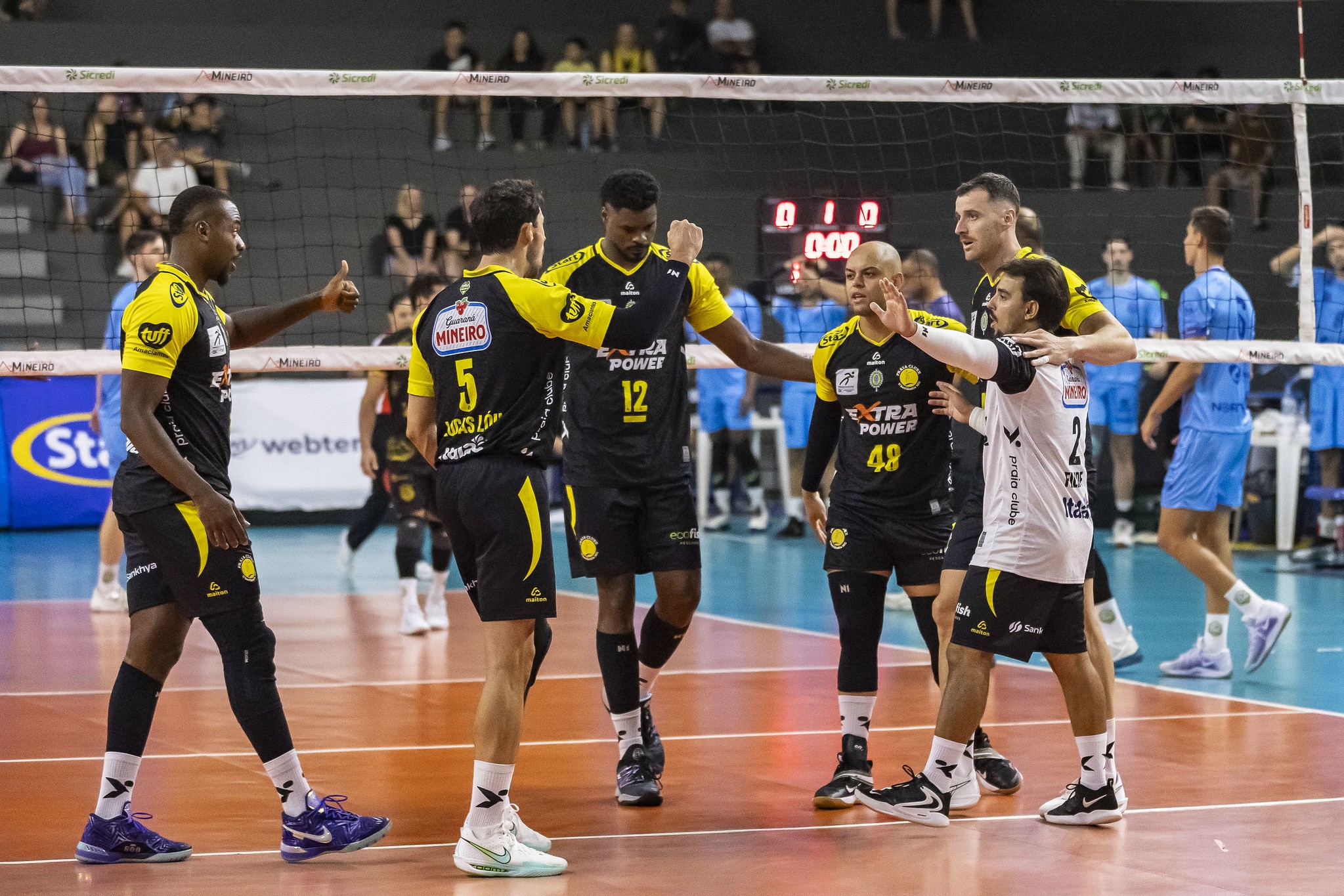 Praia Clube freia reação de Montes Claros e vence a segunda no Mineiro de vôlei masculino