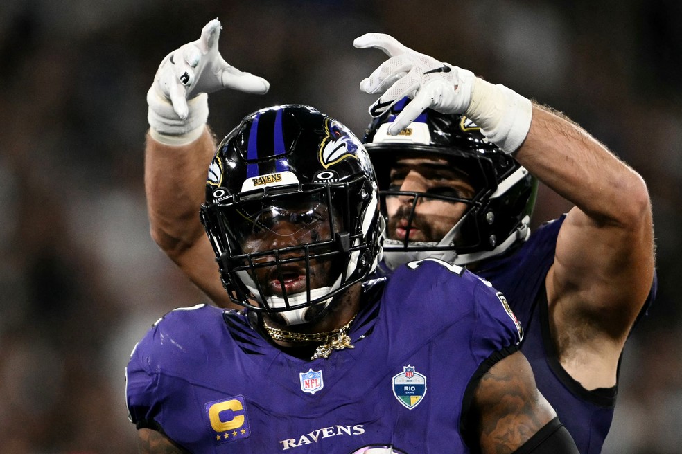 Derrick Henry comemora touchdown em Baltimore Ravens x Dallas Cowboys, NFL Rio Game — Foto: MAURO PIMENTEL / AFP