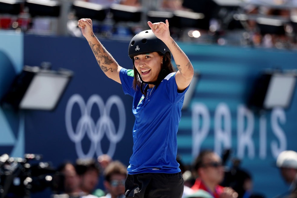 Isadora Pacheco nas eliminatórias do skate park nas Olimpíadas de Paris 2024 — Foto: Getty Images