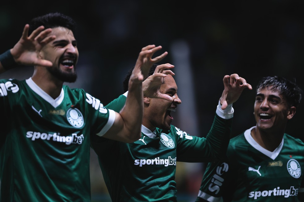 Palmeiras tem arrancada após queda para rival e acumula gols com Flaco e Roque; veja raio-x