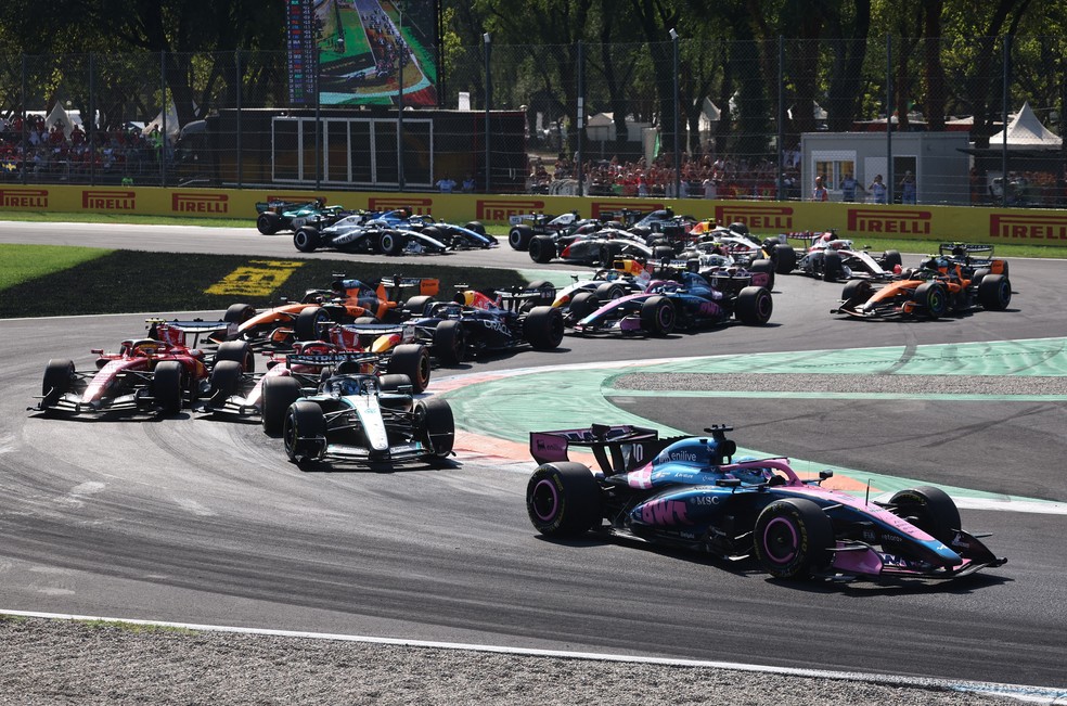 Largada Fórmula 1 GP da Itália — Foto: Reuters