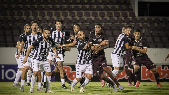 Lance de Ferrovi&aacute;ria x Botafogo-PB pela S&eacute;rie C 2026
