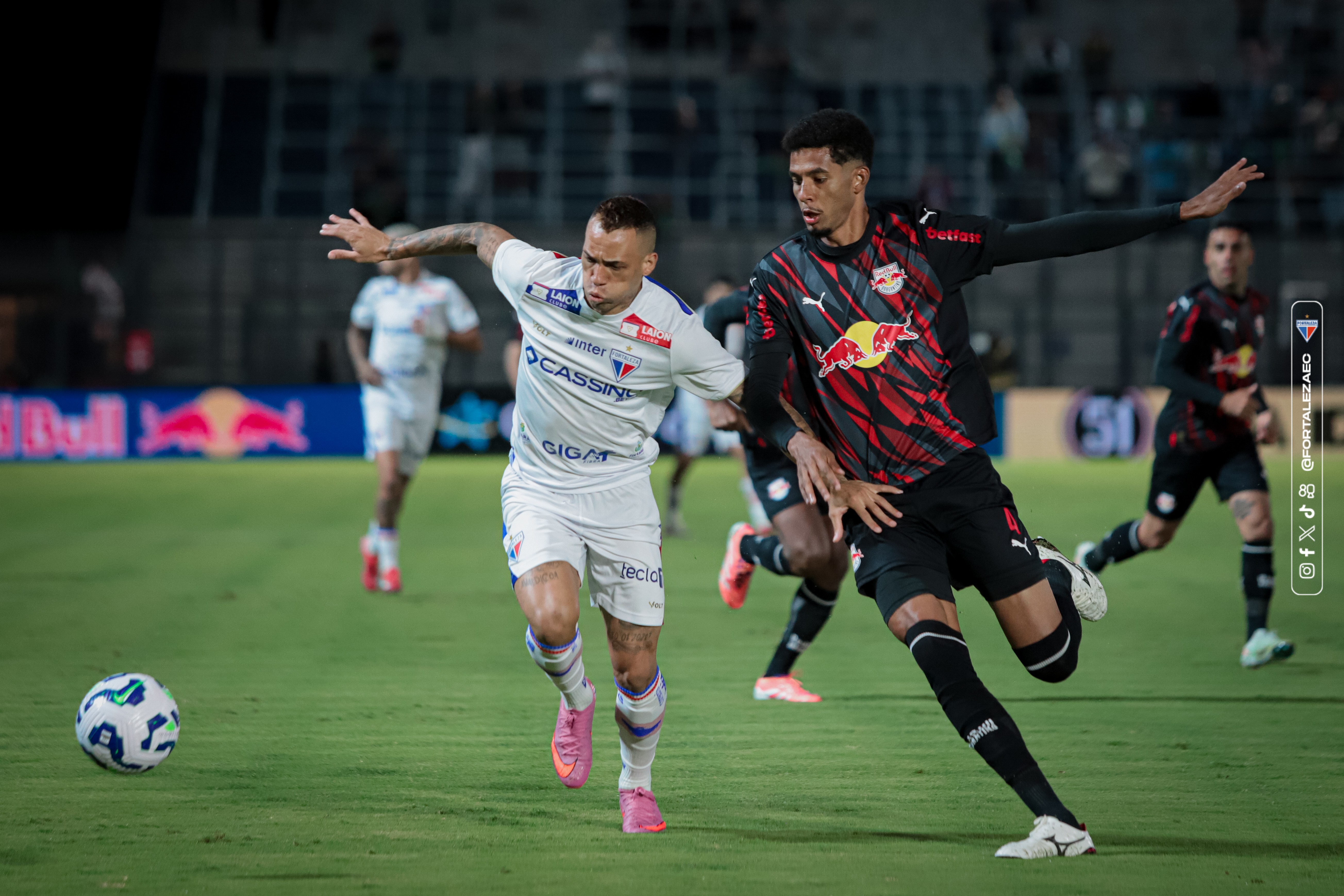 Alix Vinícius lamenta derrota para o Fortaleza, mas ressalta foco