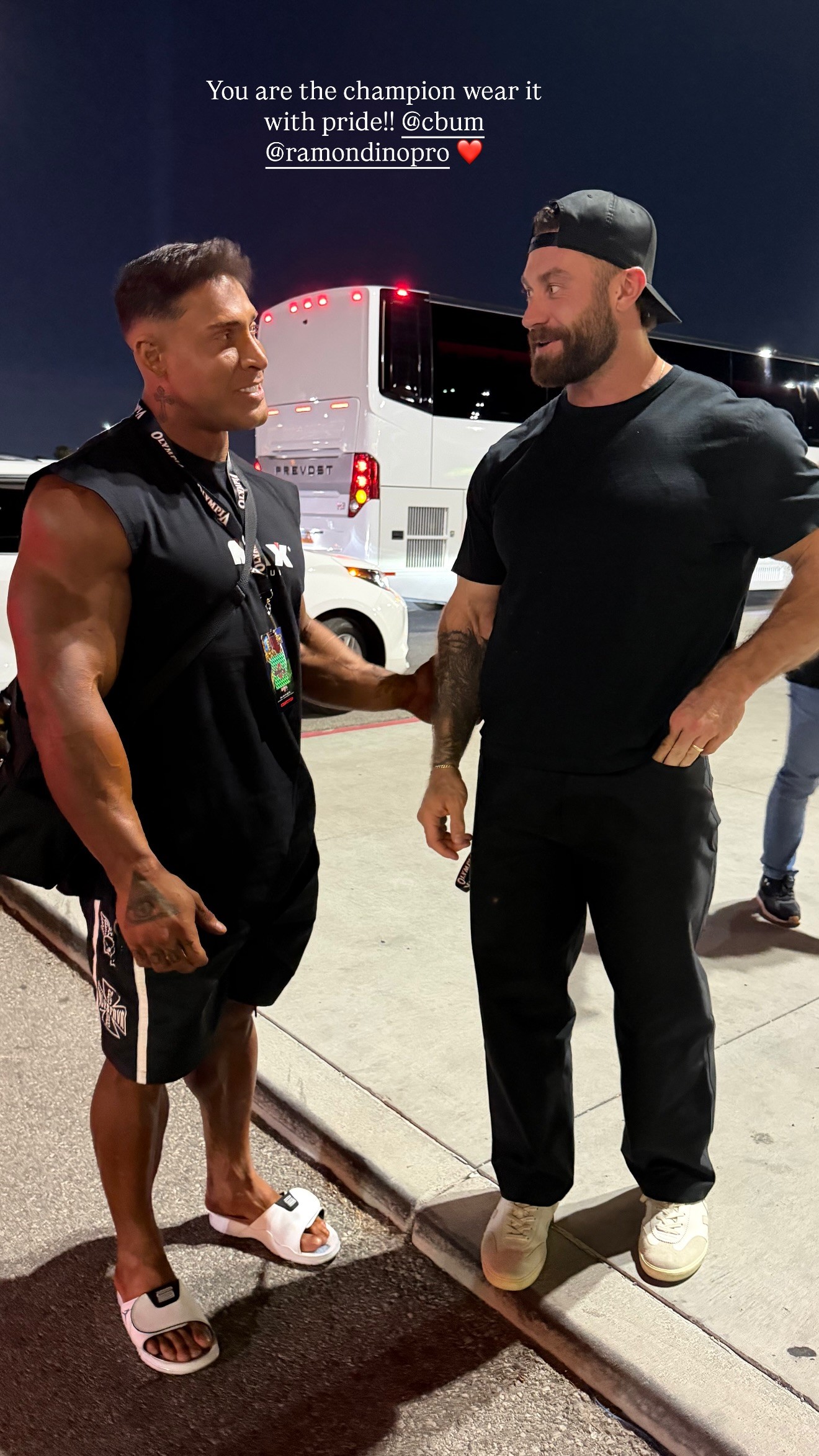 Ramon Dino encontra CBum antes das finais do Mr. Olympia