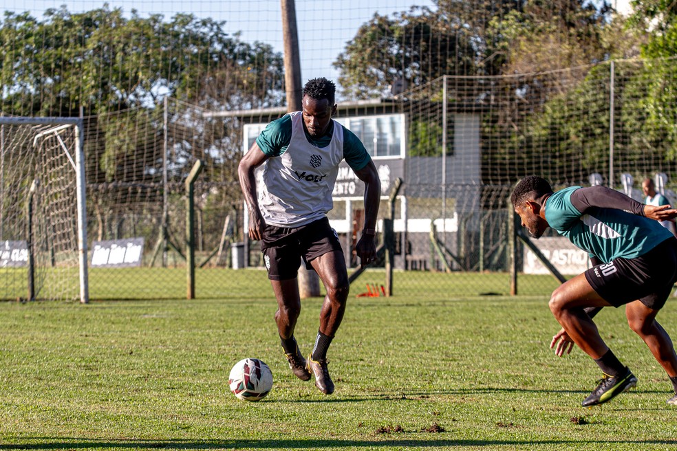 Hyuri no Figueirense em treino