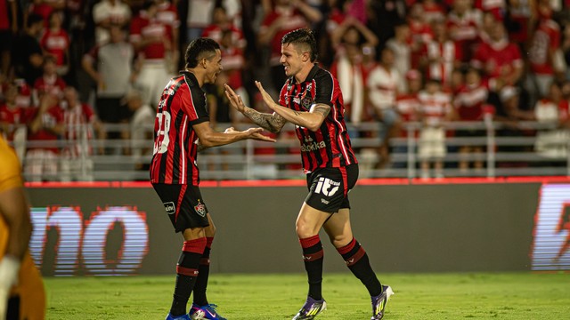 Renato Kayzer em CRB x Vitória