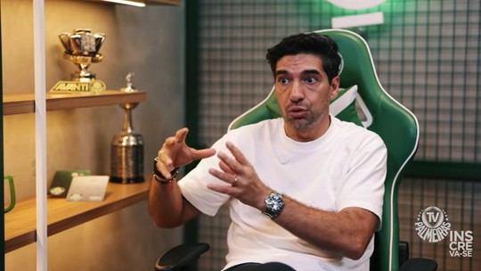 Abel culpa falta de consistência por ano sem título e projeta reforços e saídas no Palmeiras