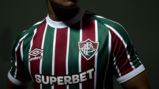 Fluminense convoca conselho para aprovar novo uniforme 3, que será grená