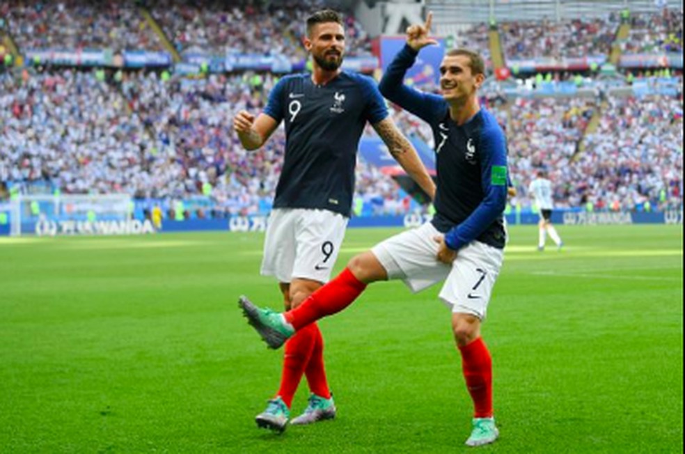 Griezmann comemora gol pela seleção francesa com dança do jogo Fortnite — Foto: Reprodução