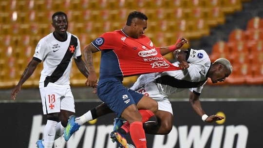 Análise: missão de Pedro Emanuel será fazer o Vasco parar de falhar em todos os jogos