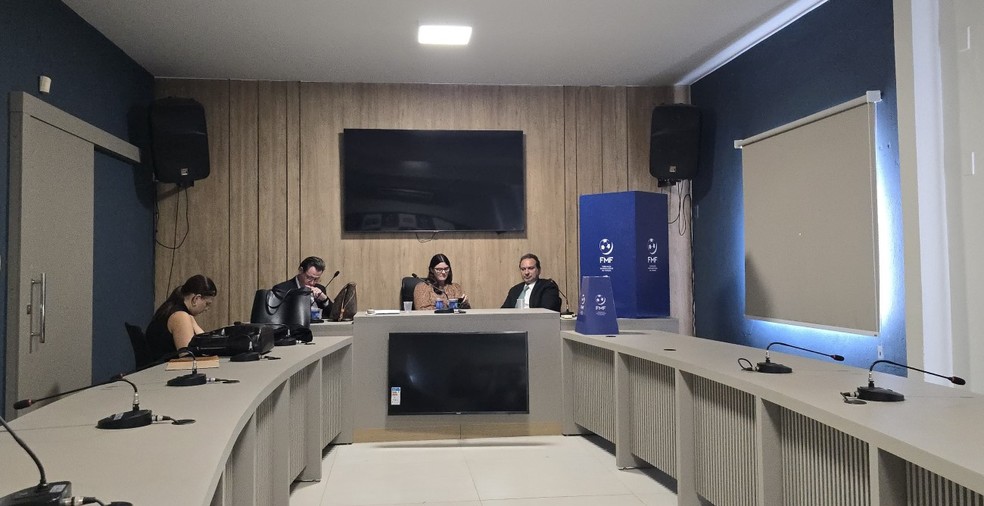 Eleição da FMF foi suspensa no dia 03 de maio — Foto: Gustavo Farinacio