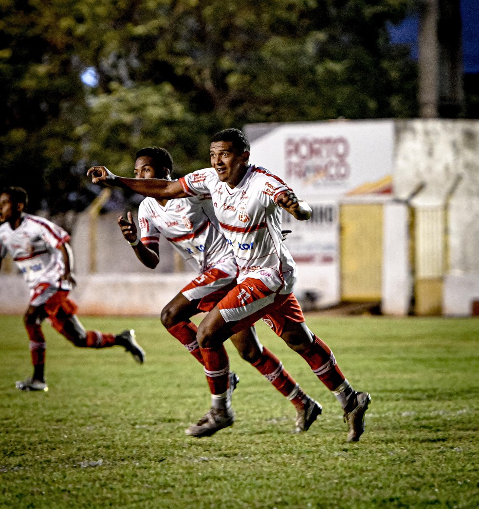 Betano Calendário transmissão ao vivo livestream – futebol, basquetebol,  tênis, cavalos