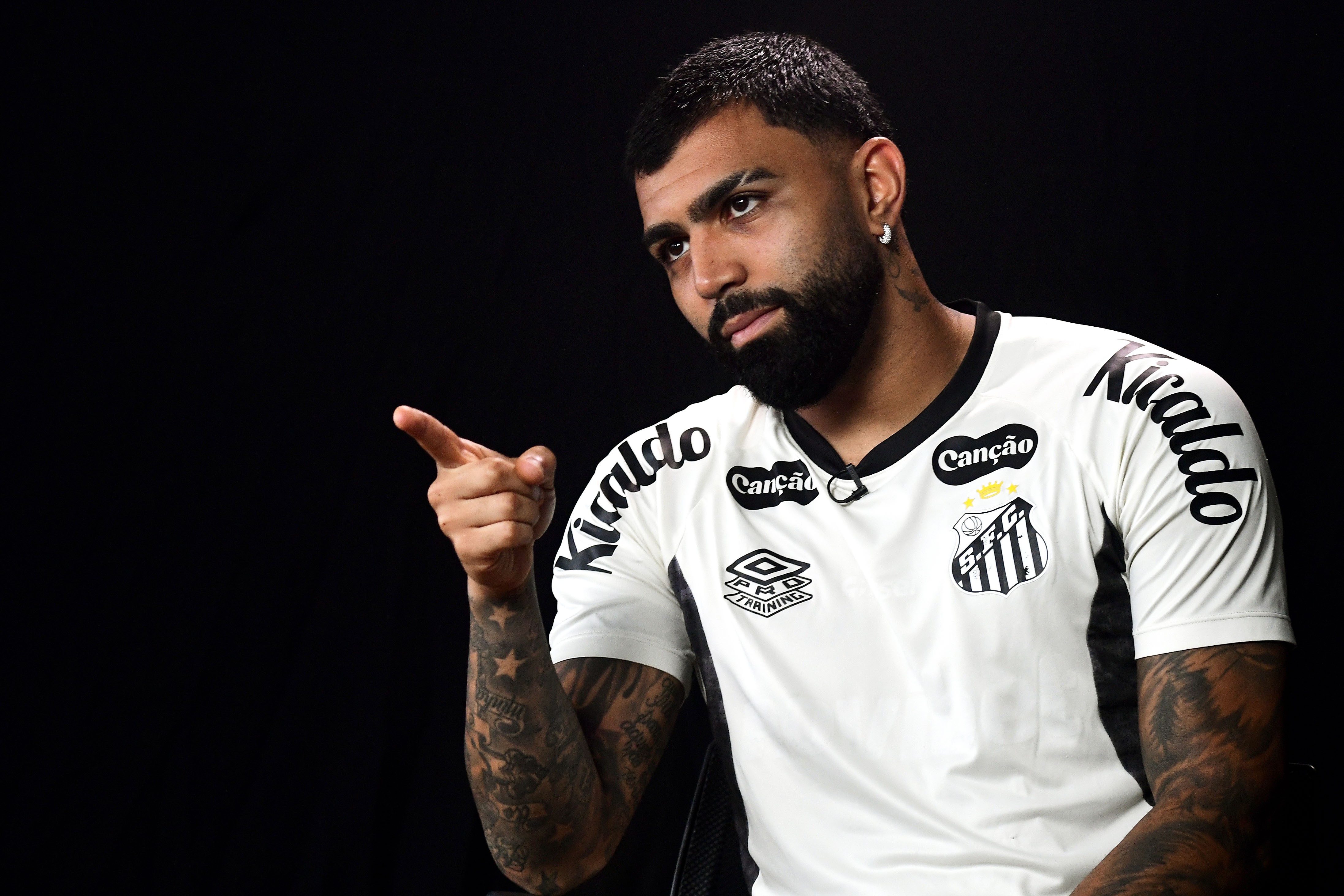 Gabigol diz que merecia ser convocado para Seleção e se vê entre melhores atacantes do Brasil