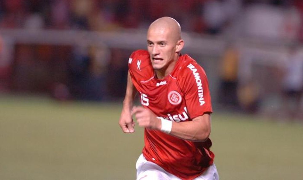 Nei pelo Inter na Libertadores 2010 — Foto: Valdir Friolin/Agência RBS