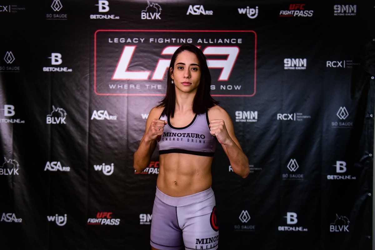 Bruna The Special One Brasil MMA Stats, Pictures, News, Videos, Biography  