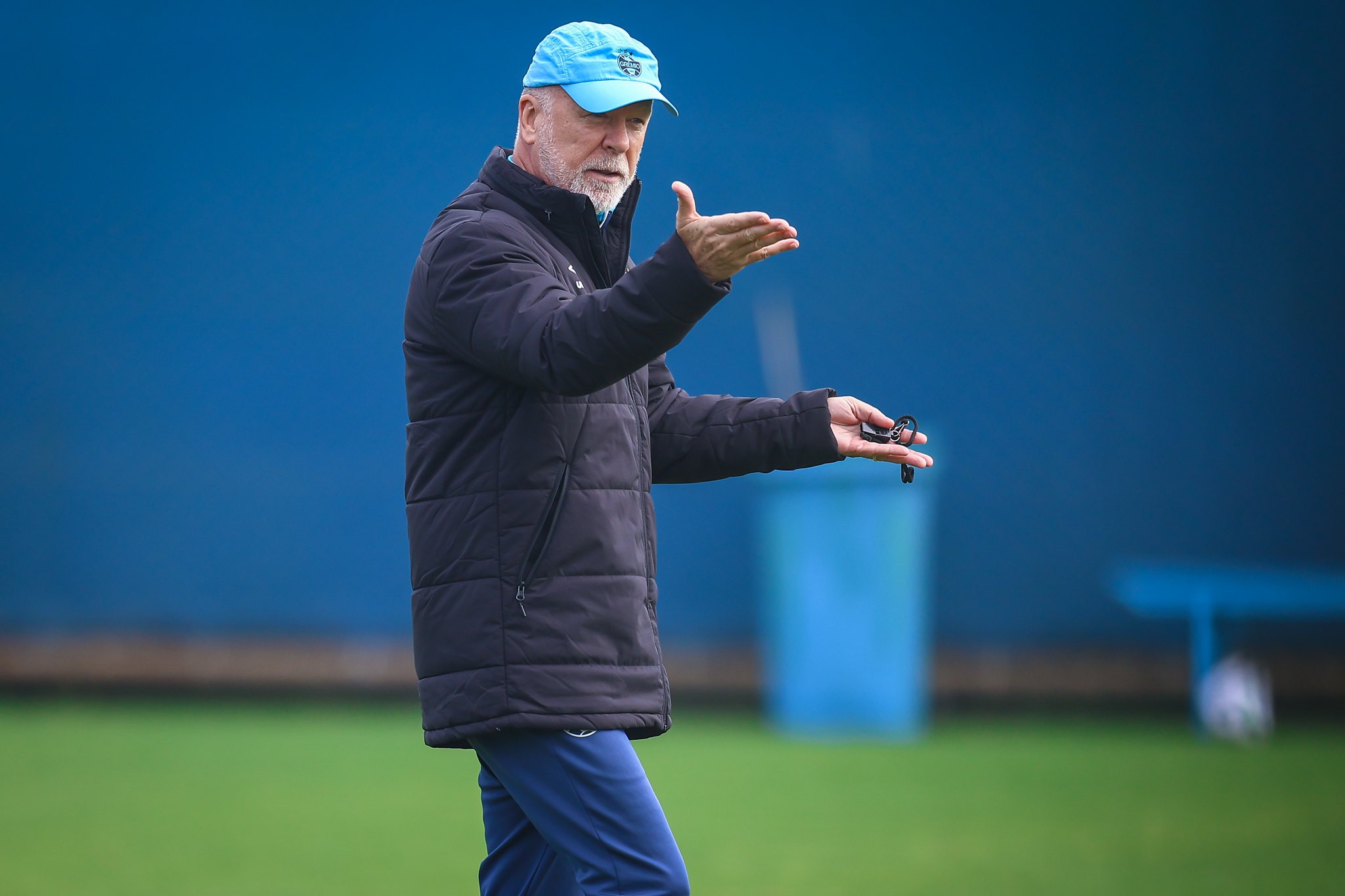 Grêmio enfrenta desafio diante do Cruzeiro e agrada Mano Menezes; entenda.