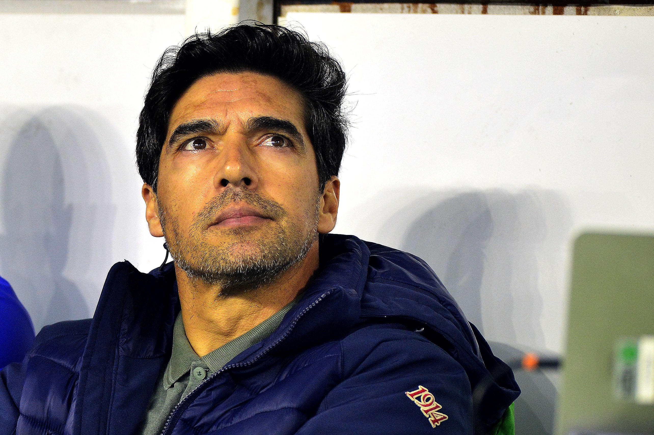 Abel analisa ofensas da torcida do Palmeiras e evita falar sobre futuro