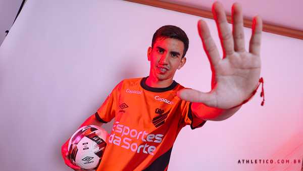 Athletico anuncia contratação de Romeo Benítez athleticopr ge