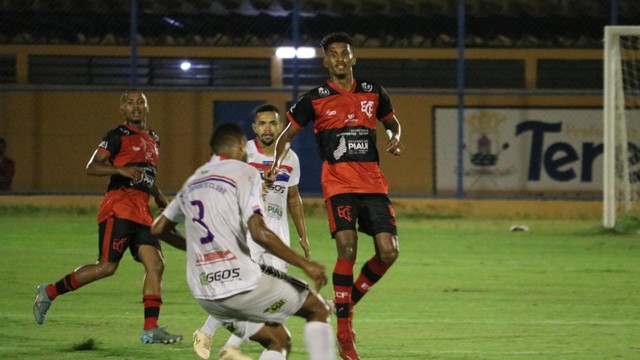 Globo Esporte PI, Joelson sofre pênalti e converte cobrança para empatar  jogo para o Flamengo-PI