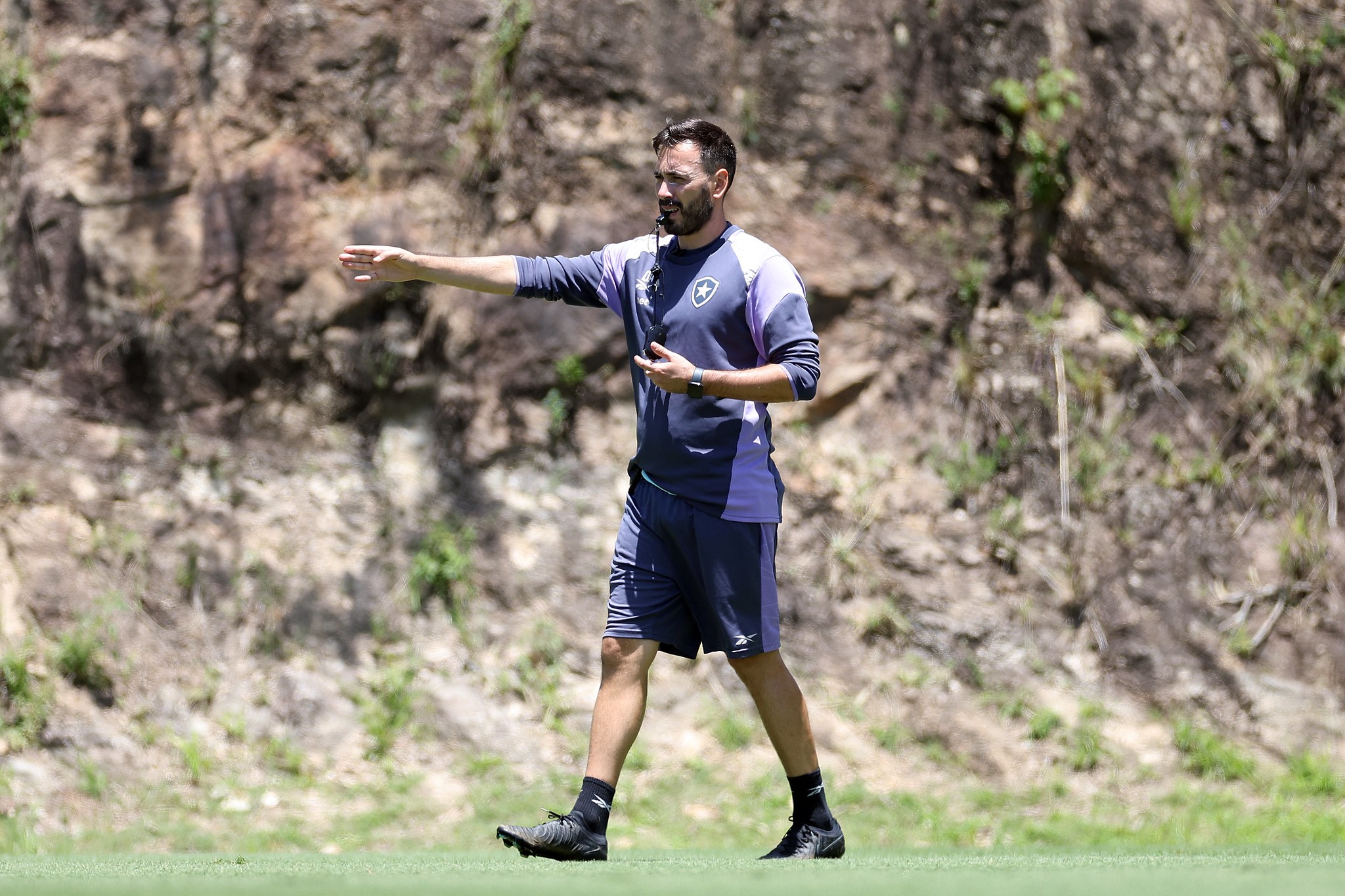 Escalação do Botafogo: Joaquín Correa treina e deve voltar contra o Grêmio | Ge