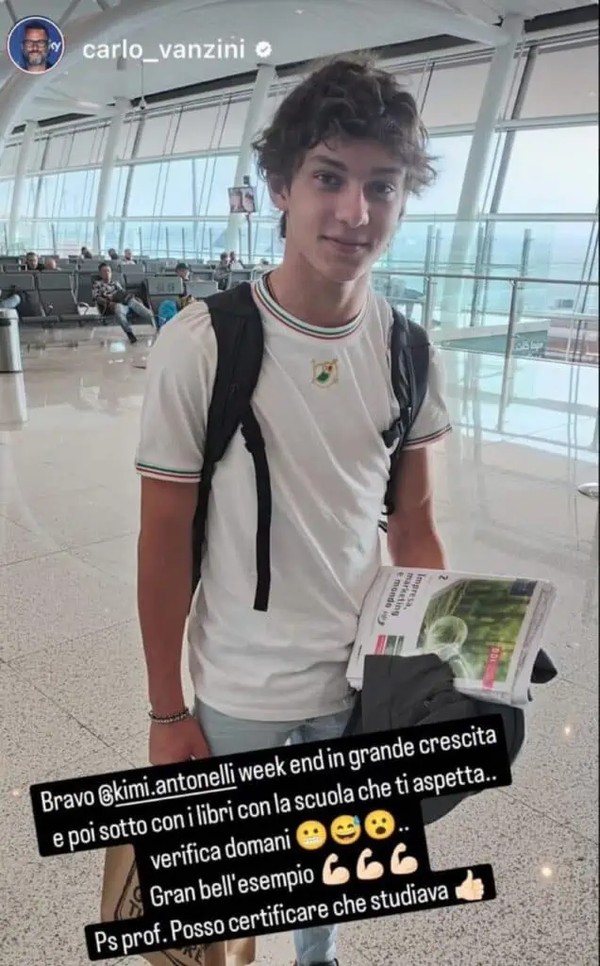 Kimi Antonelli viaja com livros na mão para a Itália, após a etapa de Jeddah da F2 em 2024, para fazer testes na escola — Foto: Reprodução/Redes sociais