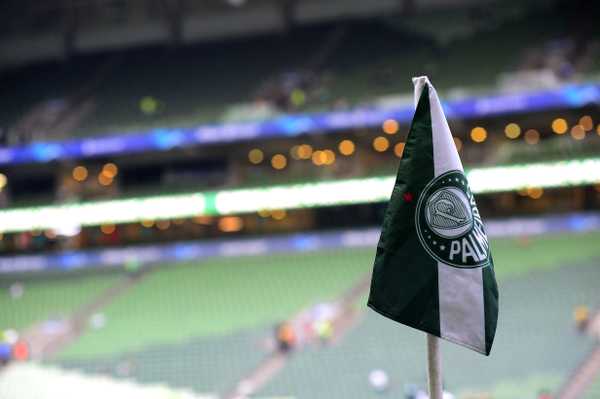 Palmeiras e Corinthians: Mais de 21 mil ingressos vendidos para clássico na quinta-feira.