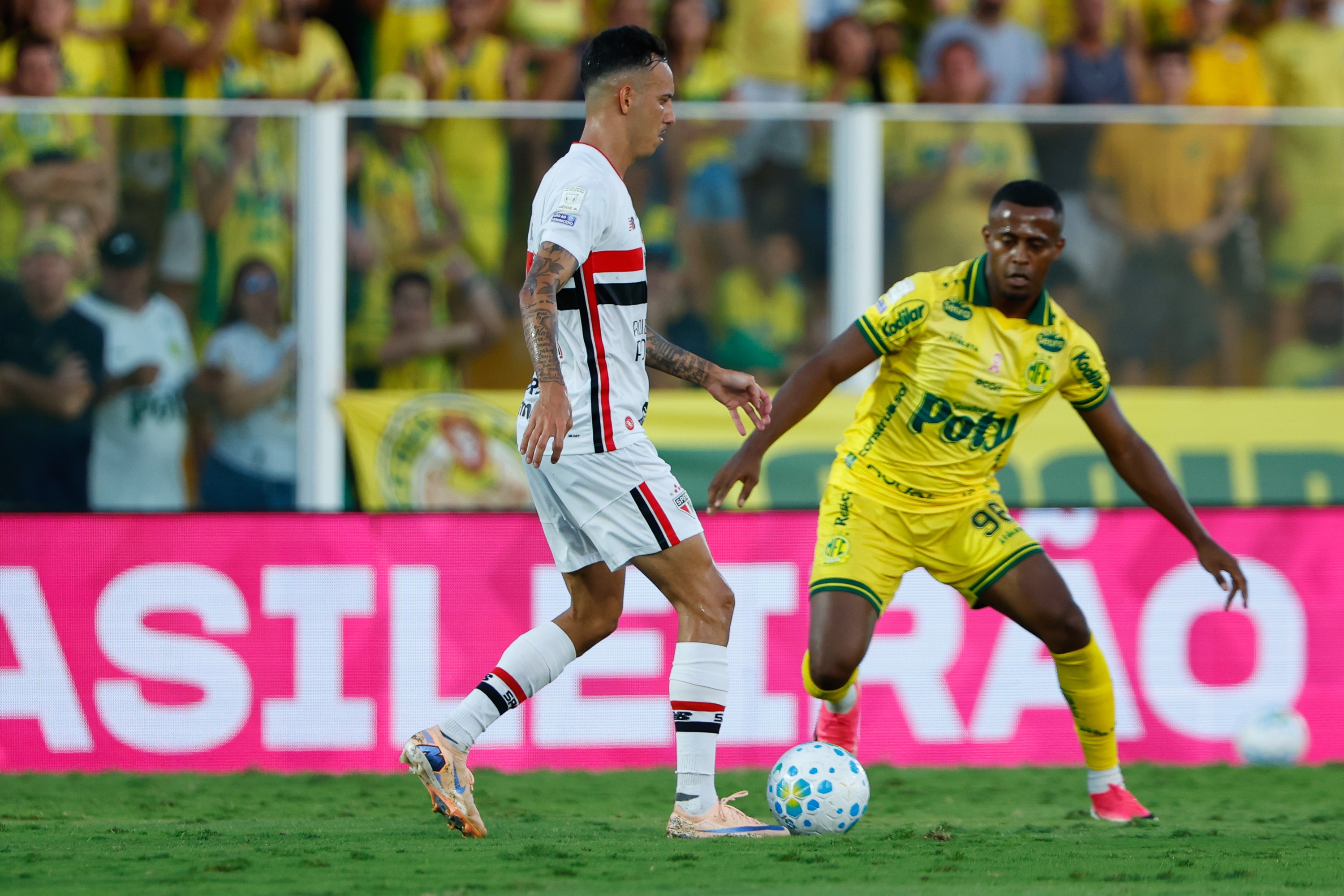 Iago desfalca o São Paulo contra o Bahia; Wendell será o substituto