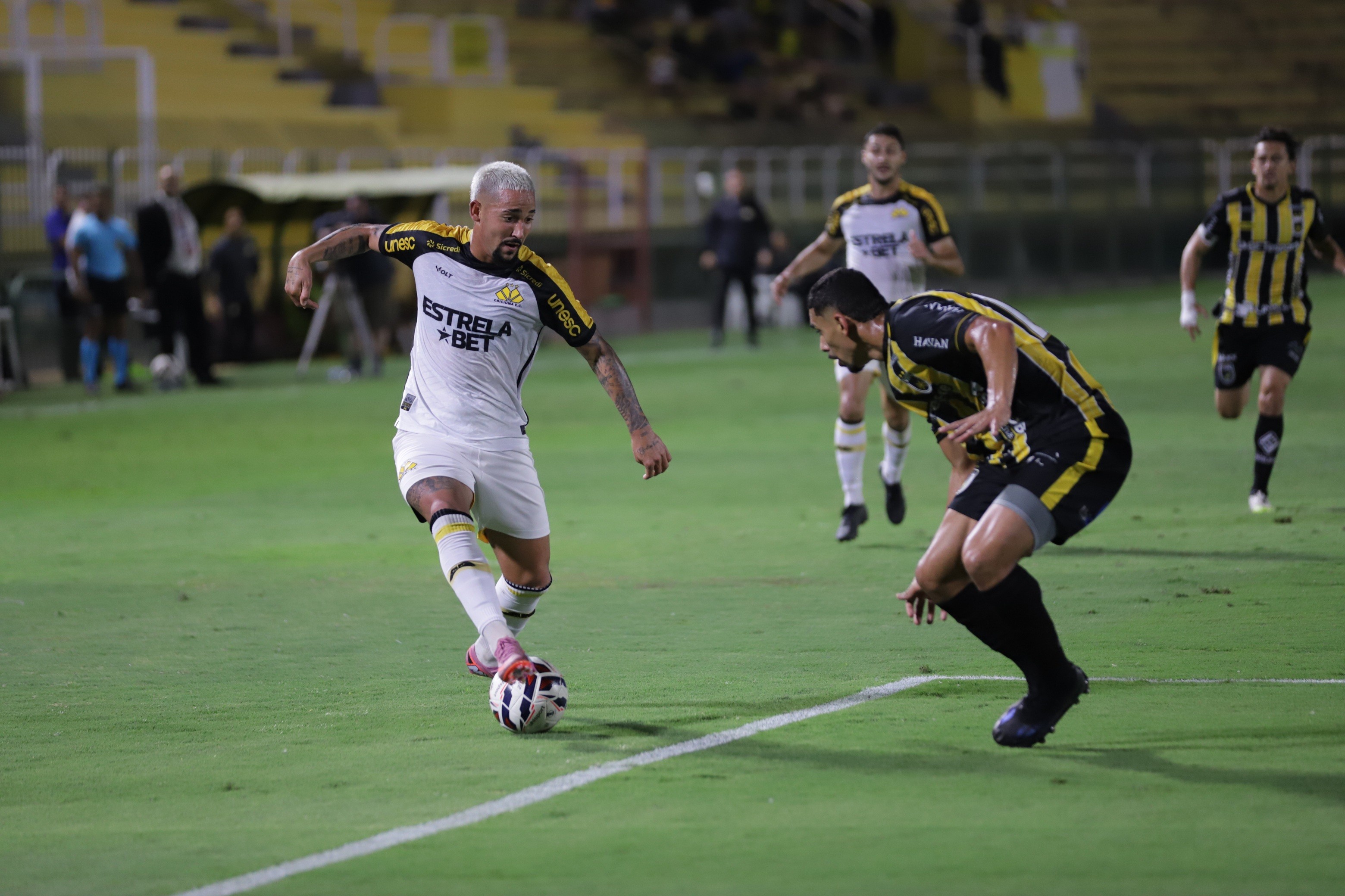 Criciúma empata sem gols com o Volta Redonda: 