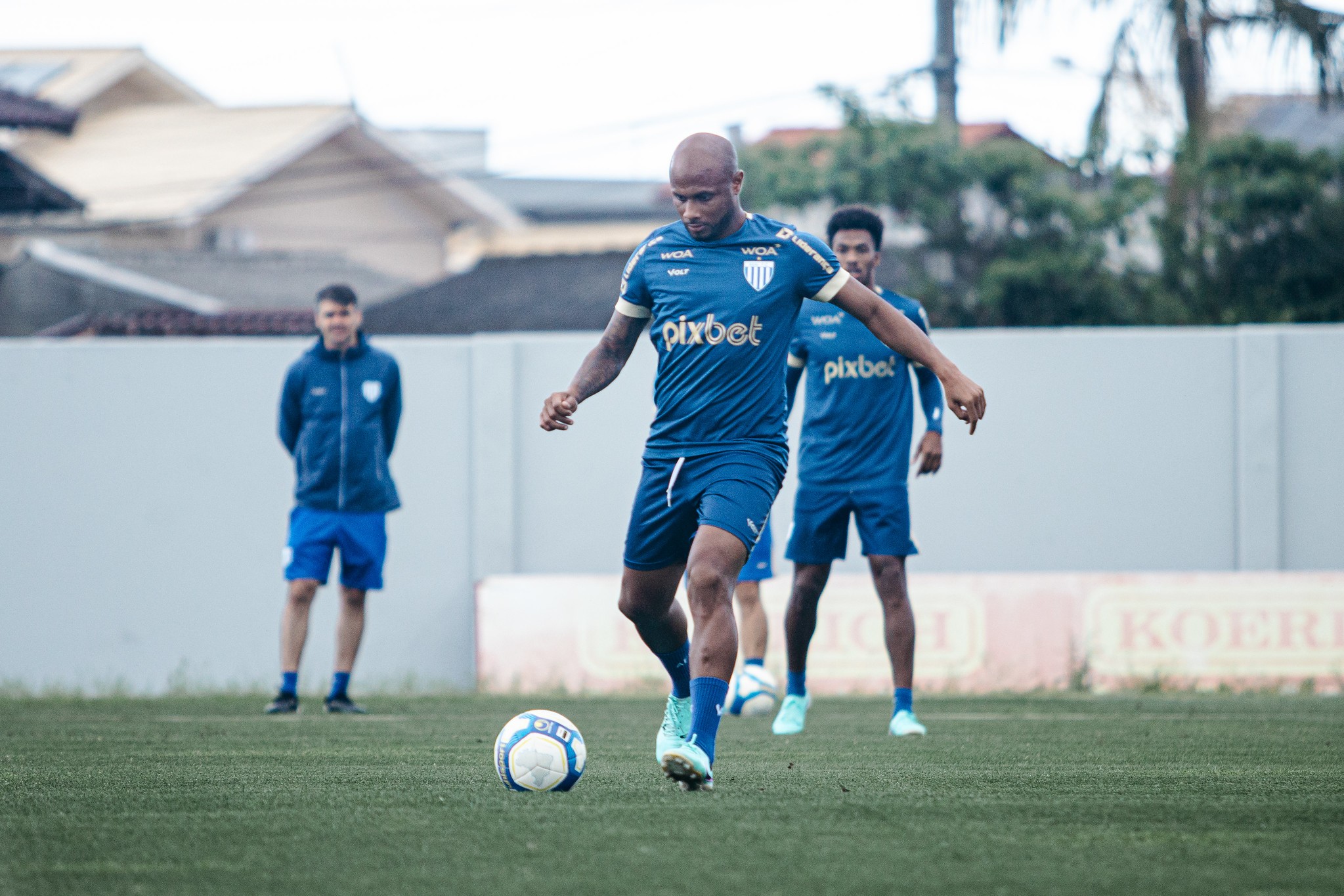 Com ação trabalhista, Ronaldo Henrique rescinde com o Avaí