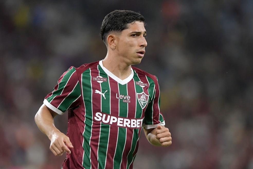 Savarino lamenta derrota no Fla-Flu e dispara alerta para o Fluminense