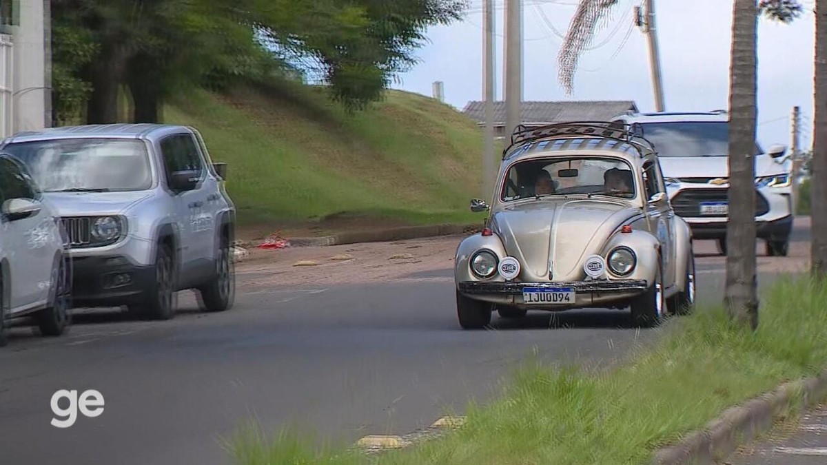 Torcedor Viaja de Fusca até Bolívia para Estreia do Grêmio na Libertadores.