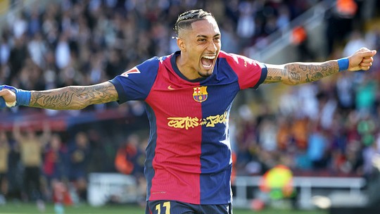 FASE DE OURO - Raphinha supera Salah e é jogador com mais participações em gols na Europa