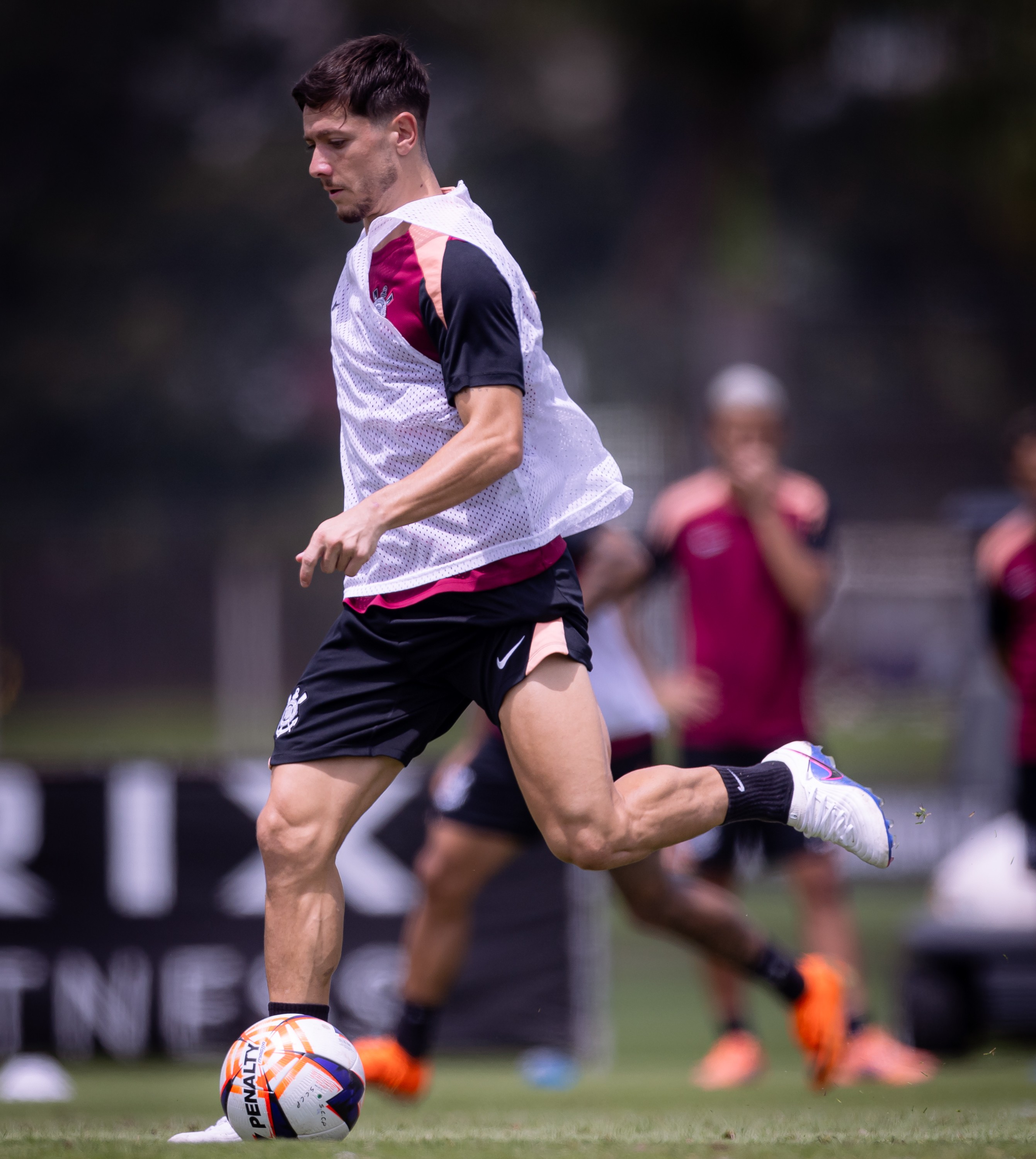 Corinthians Escala Time Reserva para Enfrentar o Capivariano em Busca da Vitória