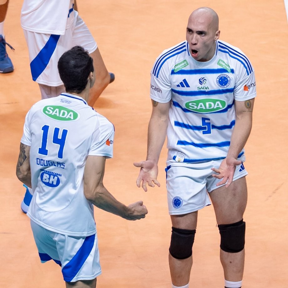 Cruzeiro derrota Monte Carmelo fora de casa e se reabilita na Superliga.